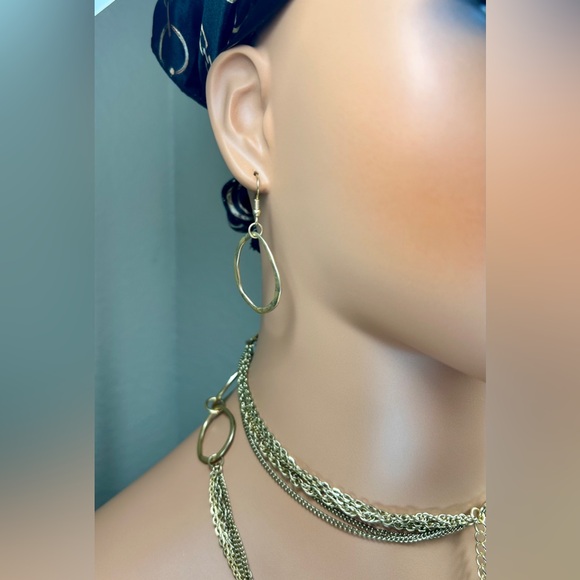 Matte Gold Multi Stranded Jewelry Set - Picture 6 of 7